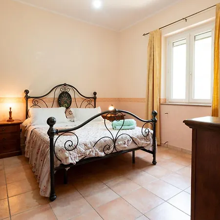 Filippa Villa